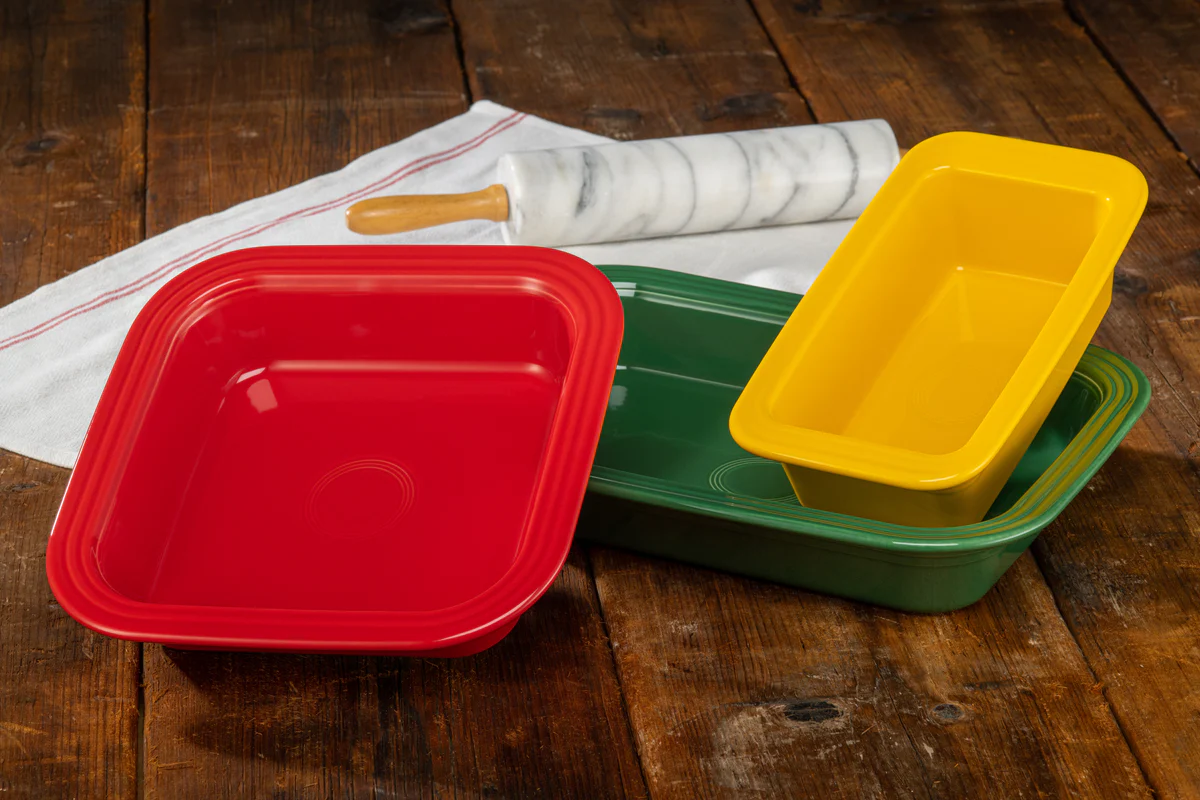 Fiesta Linen 10 3/4 Inch x 5 3/4 Inch Loaf Pan Baker 1.4 Quarts - Image 3